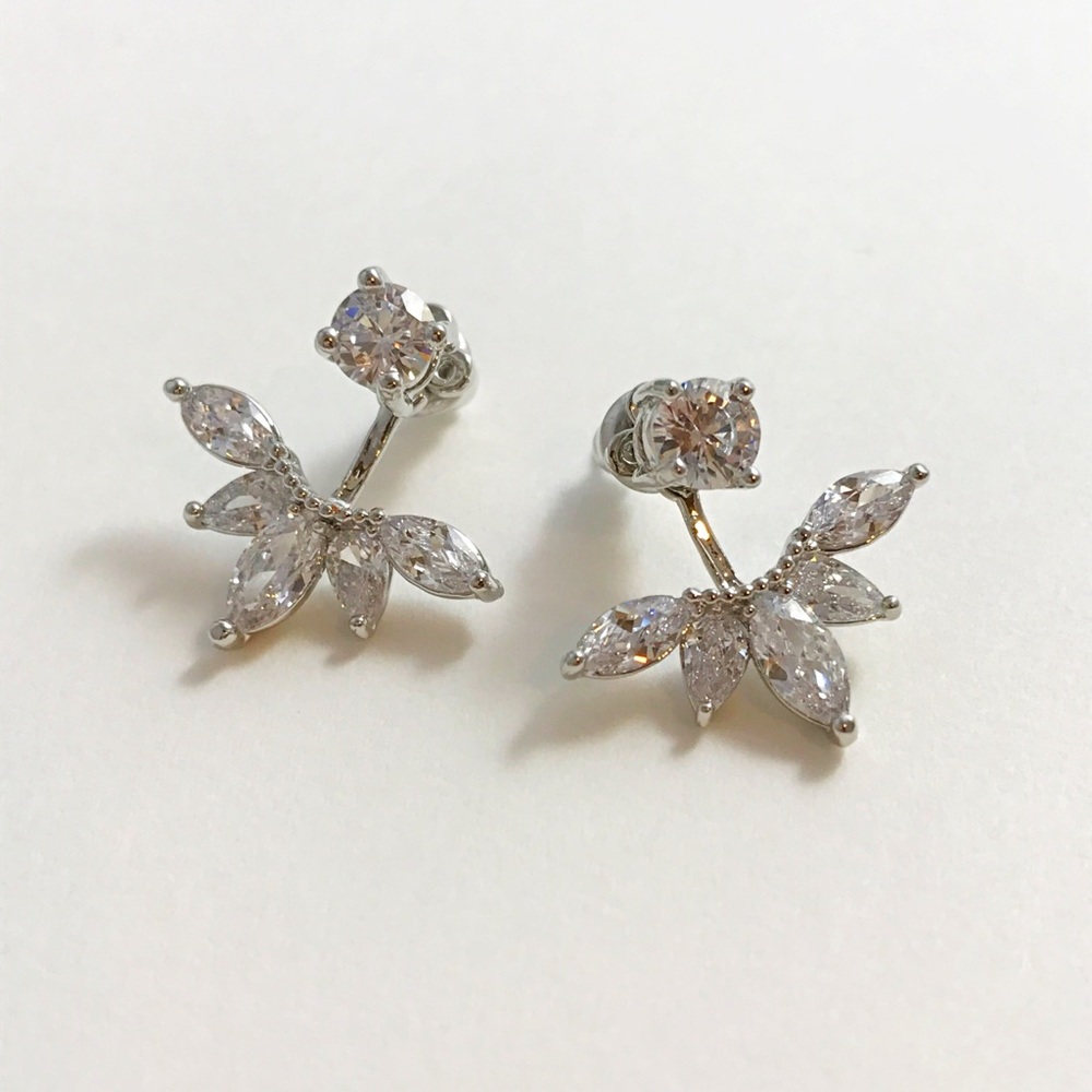 18k White Gold Ear Jackets
